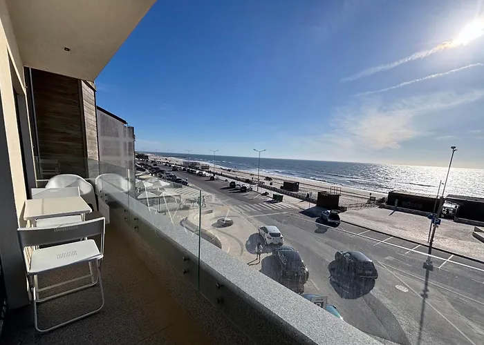 Custodio Sea Home